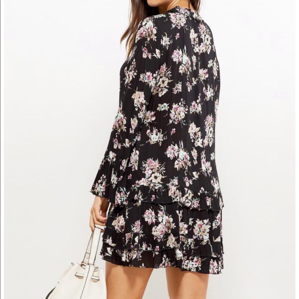 Ro&De Ruffle Hem Floral Women Clothing Dress - Picture 2 of 7